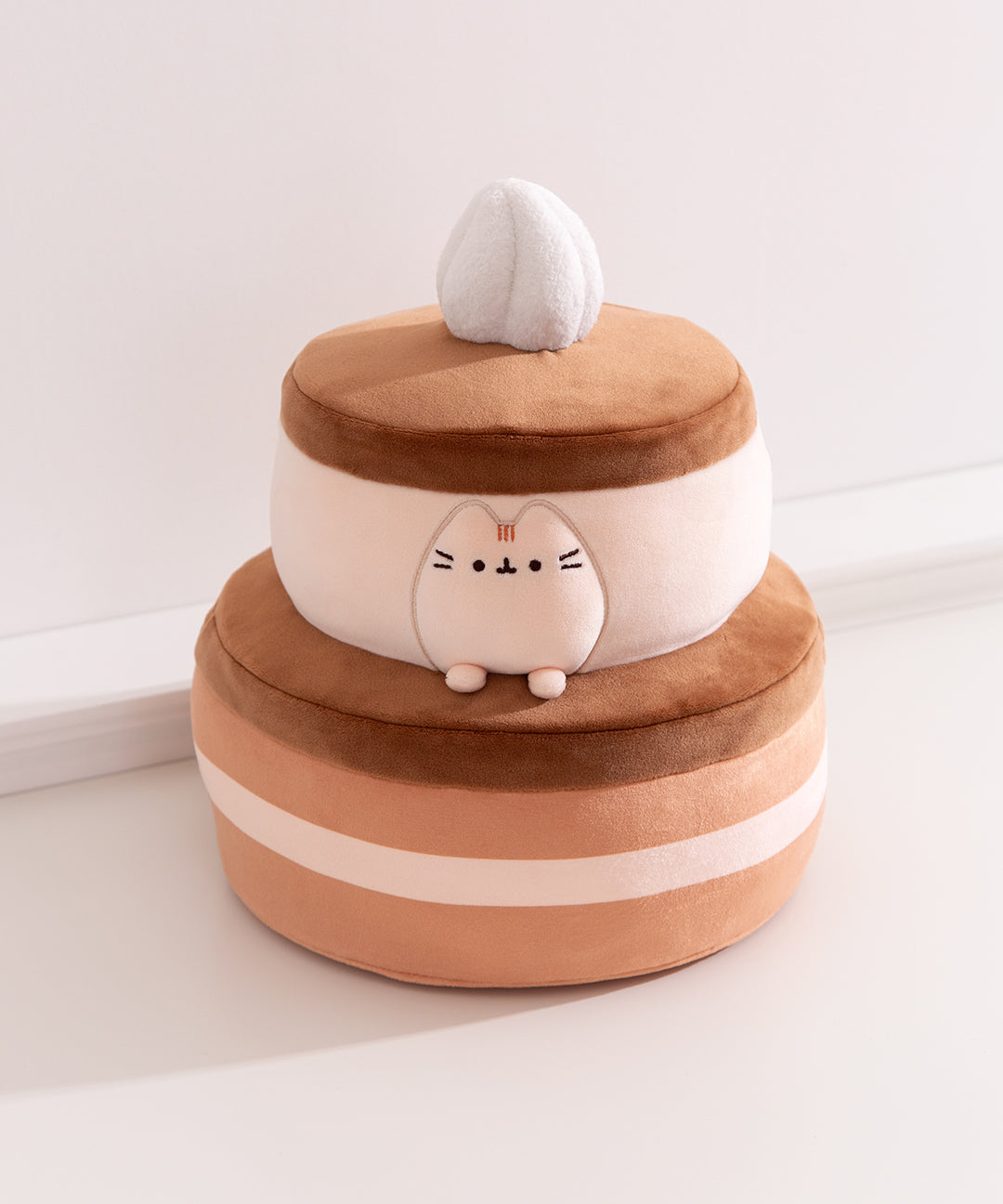 Chocolate_Cake_Squisheen_Plush_005_web