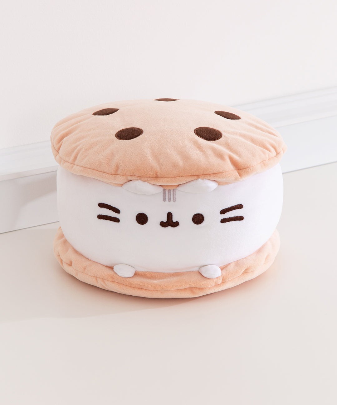 CookieIceCreamSandwichSquisheenPlush_07_web