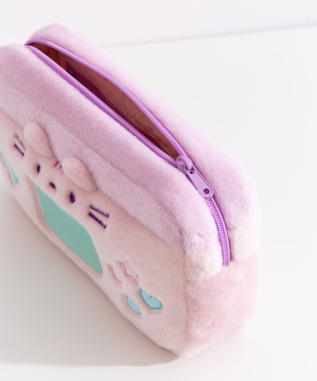 Gaming_Pusheen_Accessory_Case_017_web