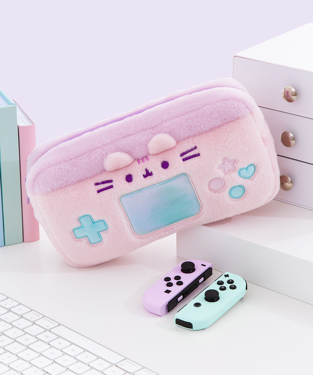 Gaming_Pusheen_Accessory_Case_024_web
