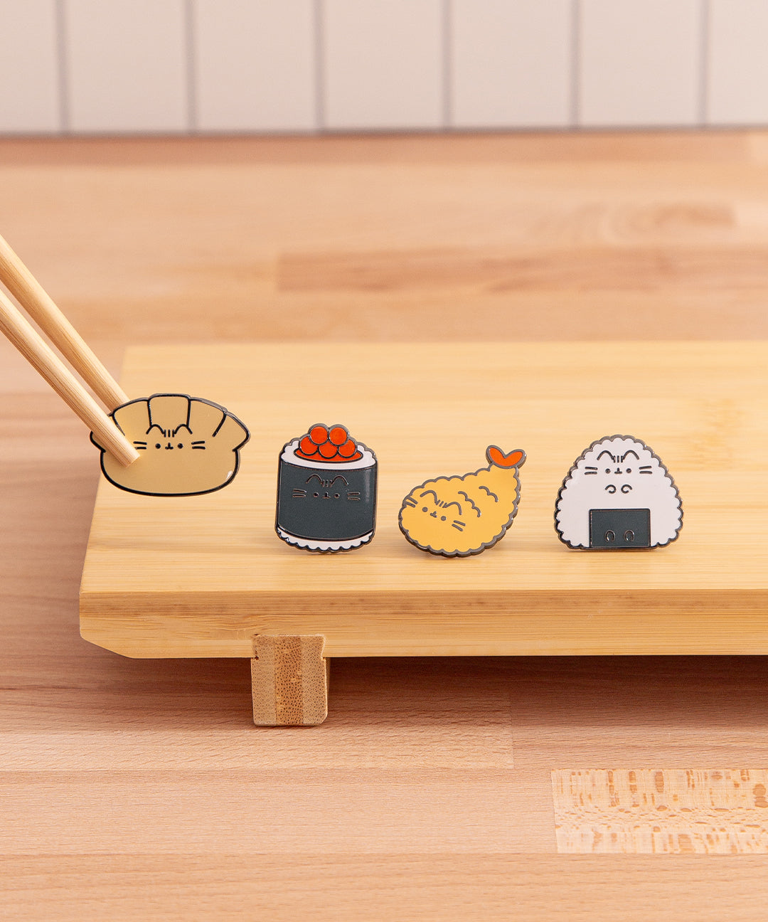 PusheenBentoBoxPinSet_002_WEB