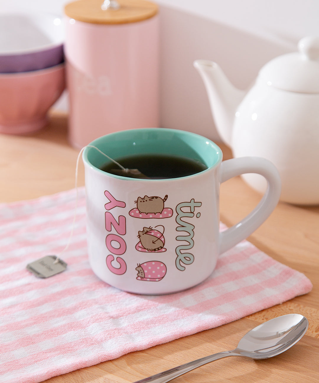 PusheenCozyTimeMug_03_web