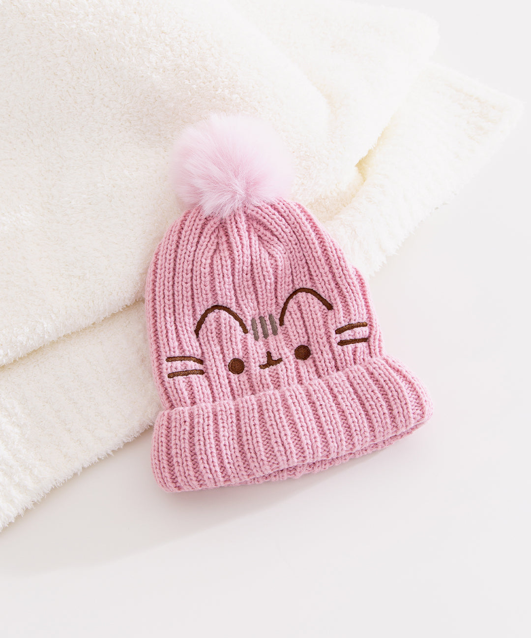 PusheenPinkPomKnitHat_002_WEB