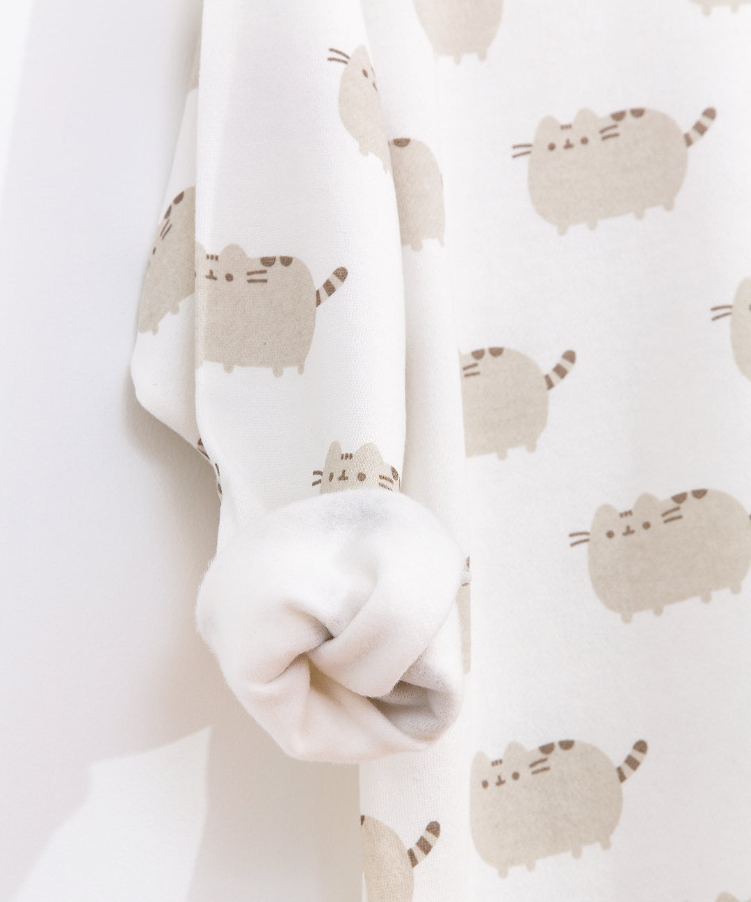 Pusheen_Patterned_Loungewear_Set_011_web