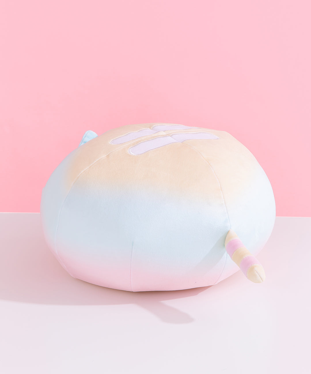 Rainbow_Round_Pusheen_Squisheen_005_web